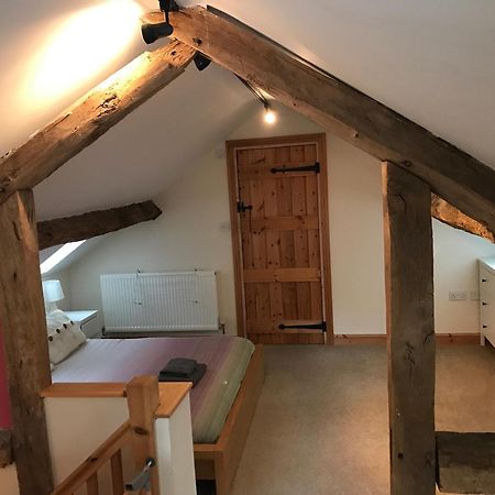 The Stables Villa Hope Bowdler Buitenkant foto