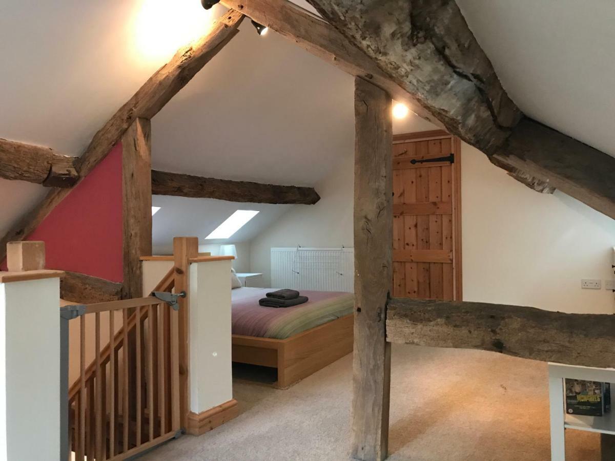 The Stables Villa Hope Bowdler Buitenkant foto